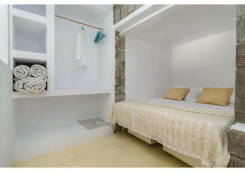 Almera Sea View Boat House