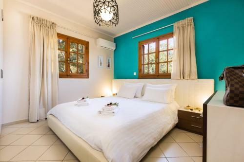 Deluxe Crete Villa Villa Lefkothea 2 Bedroom Swimming Pool Rethymnon