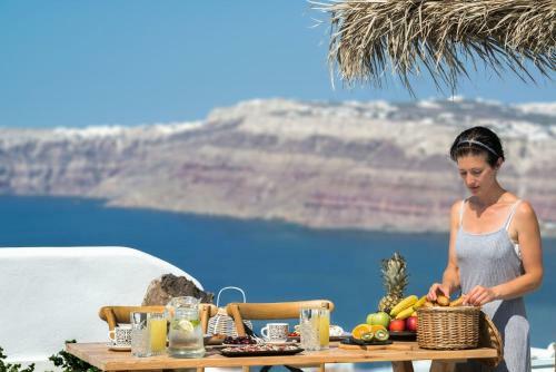 Summer Lovers Villa Private Pool Hot Tub Panoramic Caldera View