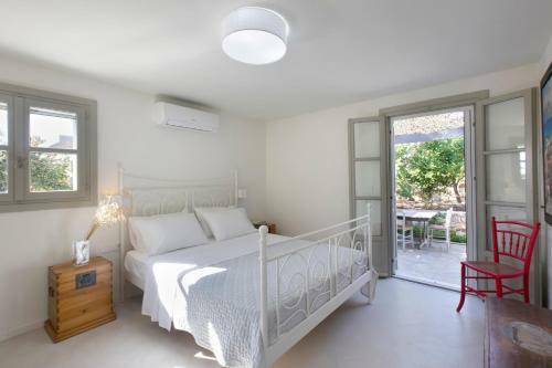 Villa Aphrodite � Elegant Villa, Sea Views, Designer Renovation
