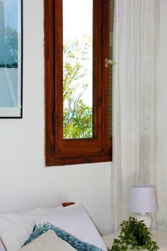 Sea View Apartment In Amarynthos -evia