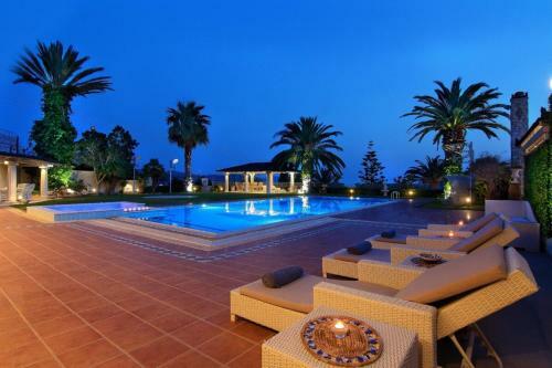Black Diamond Luxury Villa Anavyssos In Athens