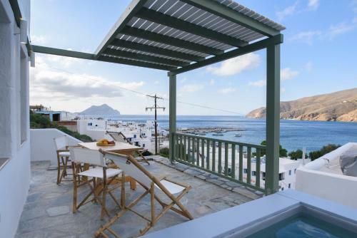 Apartamento Theasis Suites