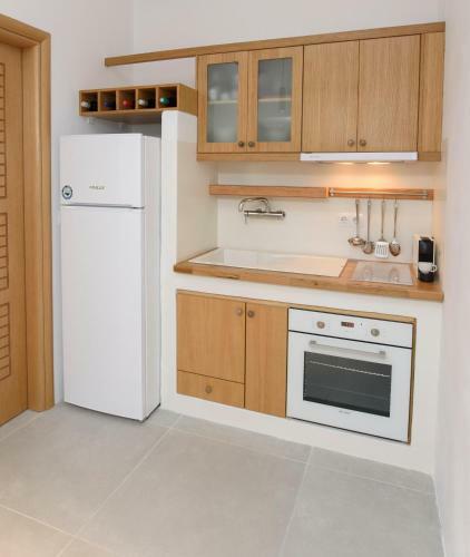 Apartamento Theasis Suites