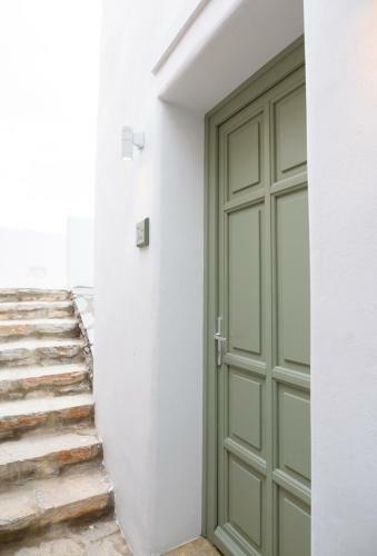 Apartamento Theasis Suites