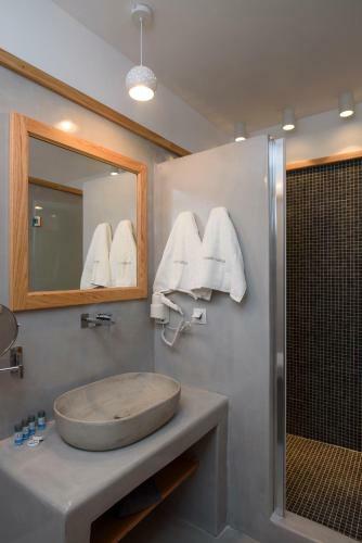 Apartamento Theasis Suites