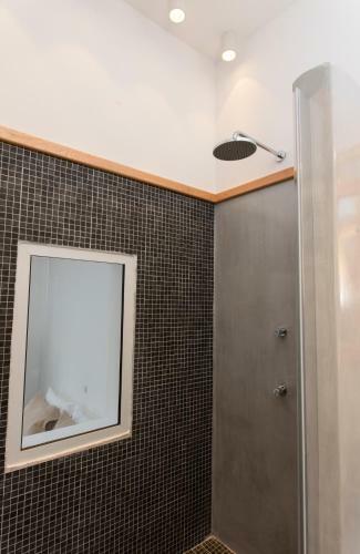 Apartamento Theasis Suites