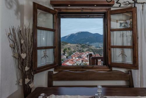 Pantelis Sweet Home