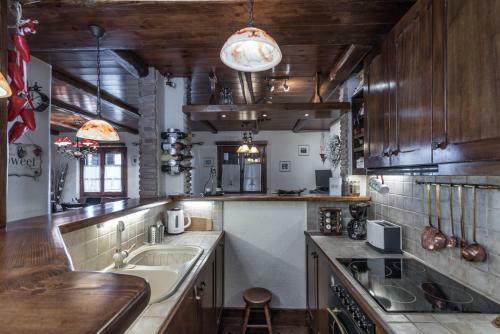 Pantelis Sweet Home