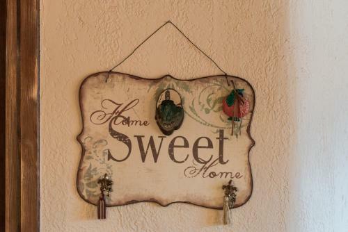 Pantelis Sweet Home