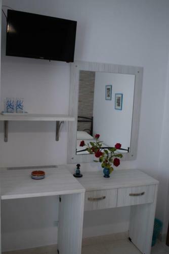 Hostal Kouki Maria Rooms