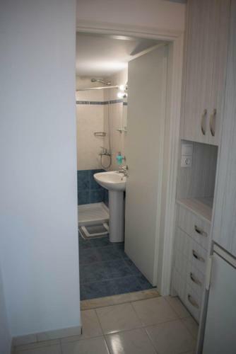 Hostal Kouki Maria Rooms