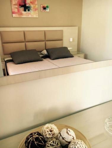 Roula Kotsonis Superior Apartment