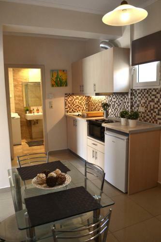 Roula Kotsonis Superior Apartment