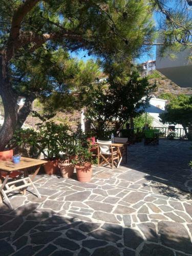 Hotel Pefka Armenistis