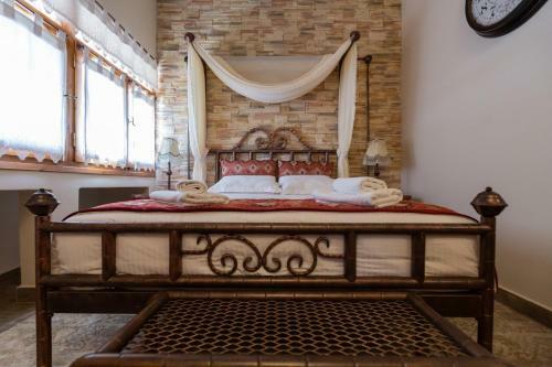 Hostal Maria's Boutique Rooms