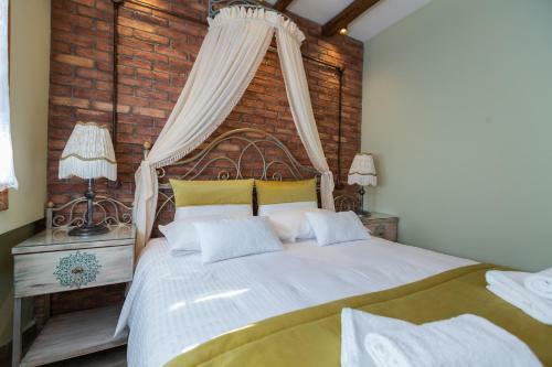 Hostal Maria's Boutique Rooms