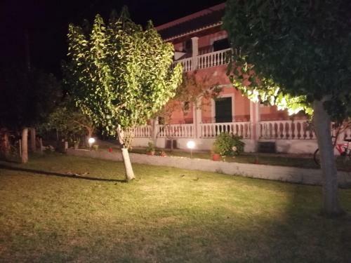 Hotel Aris Paschalia Studios