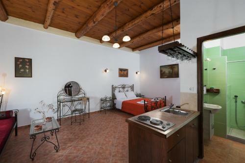 Hotel Kastro Rooms (castle)