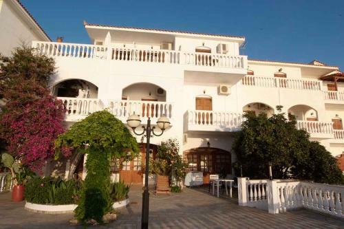 Apartamento Kirki Rooms