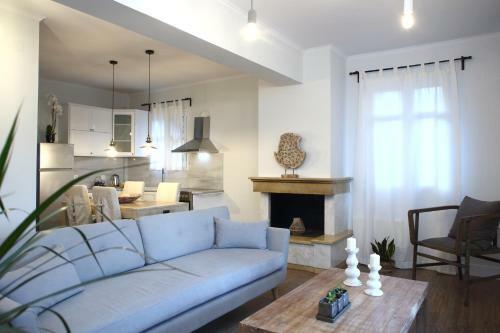 Apanema Lefkada By Omikron Selections