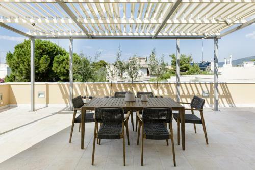 Eos Urban Villa By Upstreet
