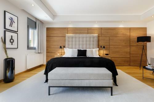 Eos Urban Villa By Upstreet