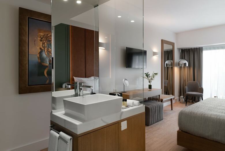 Elia Ermou Athens Hotel