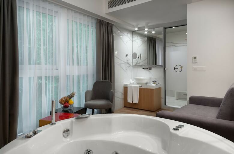 Elia Ermou Athens Hotel