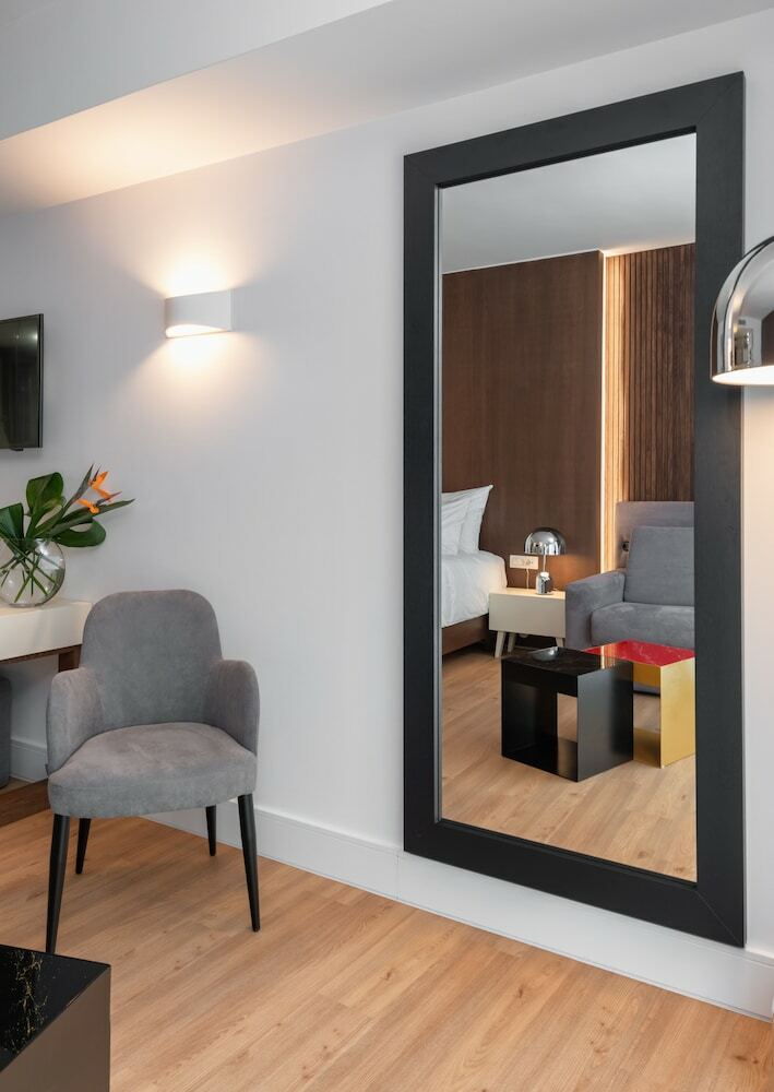 Elia Ermou Athens Hotel