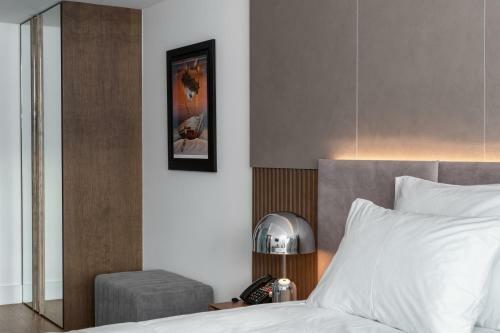 Elia Ermou Athens Hotel
