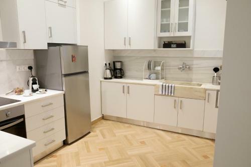 Luxury Three Bedroom Apartment In Kolonaki