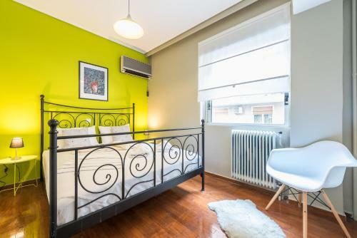 Stylish Apartment With Balcony By Cloudkeys