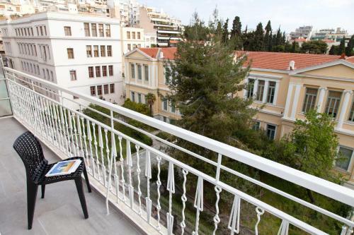 Beautiful Apartment With Lovely View At Kolonaki, Athens!