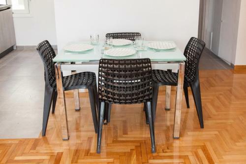 Beautiful Apartment With Lovely View At Kolonaki, Athens!