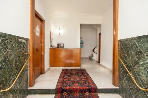 Beautiful Apartment With Lovely View At Kolonaki, Athens!