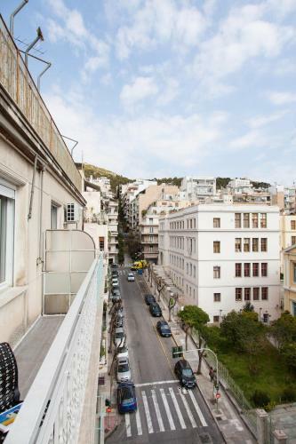 Beautiful Apartment With Lovely View At Kolonaki, Athens!