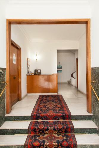 Beautiful Apartment With Lovely View At Kolonaki, Athens!