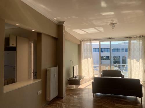 Private Rooms In Spacious Flat Marousi