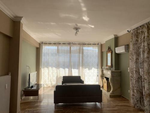 Private Rooms In Spacious Flat Marousi