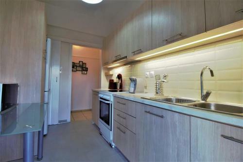 Gazi Apartment With Acropolis Views