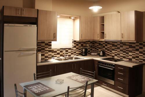 Apartamento Studio In Pagkrati Close To Euaggelismos Metro