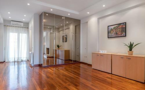 Athenian Grand Riviera Villa