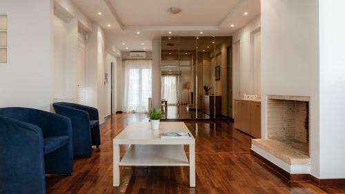 Athenian Grand Riviera Villa