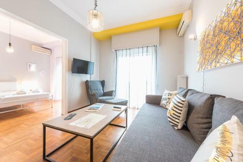 Athens Boutique Apartment By Cloudkeys