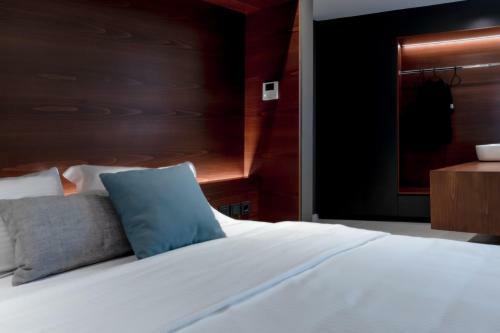 The H Experience Apartments Athens