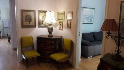 Marion-athenian Style Apartment