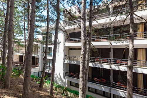Hotel Pela