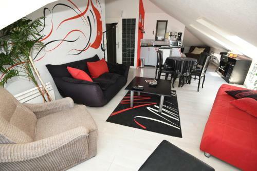 Eke Irin Apartments