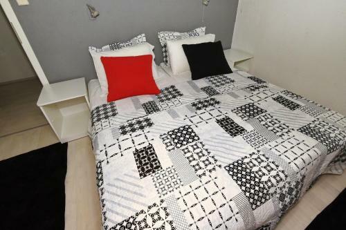 Eke Irin Apartments